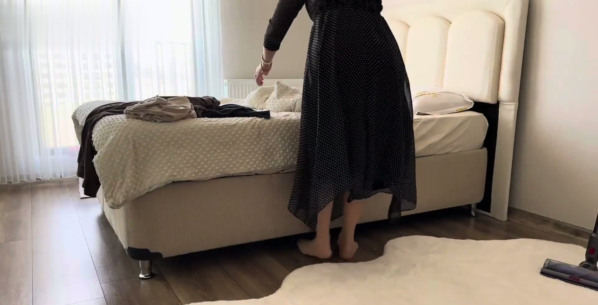 Fatma ile Her Telden temizlik yaparken frikik veriyor